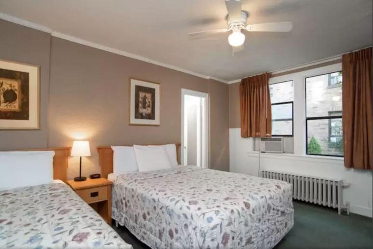 Hotel At Queen Anne